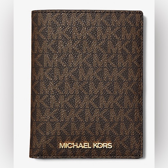 Michael Kors Jet Set Passport Case - Picture 1 of 6
